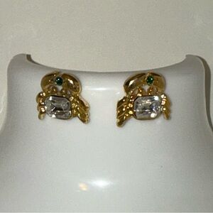 Gold Tone and Green Crab Cancer Zodiac Earrings